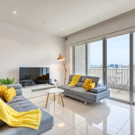 Stylish 3br In With Private Terrace By 360 Estates