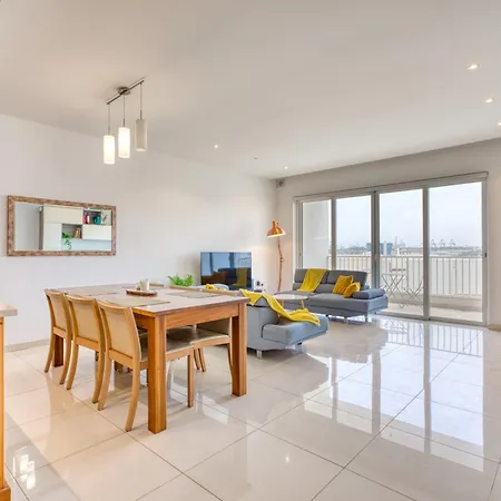 Stylish 3br In With Private Terrace By 360 Estates * Marsaxlokk