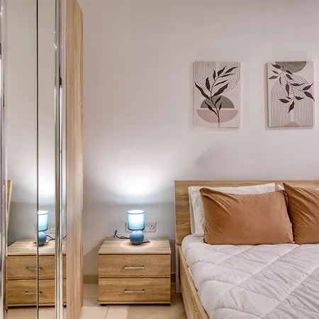 Stylish 3br In With Private Terrace By 360 Estates Marsaxlokk