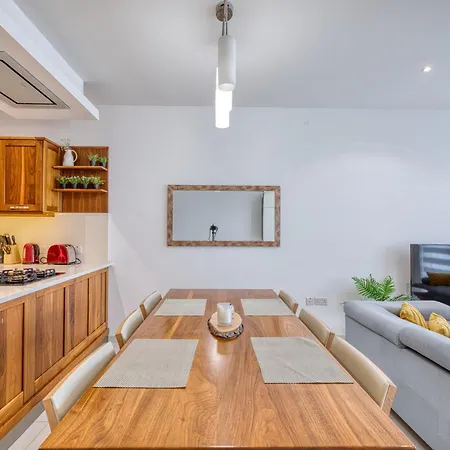 Stylish 3br In With Private Terrace By 360 Estates *