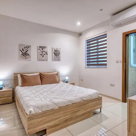 Apartment Stylish 3br In With Private Terrace By 360 Estates *